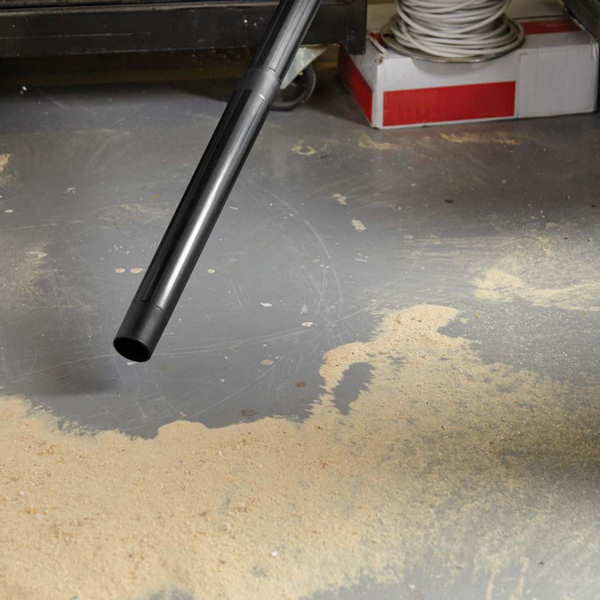 VKD811SW 5.5 Peak HP Stainless Steel Wet/Dry Shop Vacuum with Hose and Accessories, 30-L