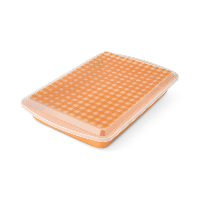 Gingham Metal Pan with Lid and Cutter J7071