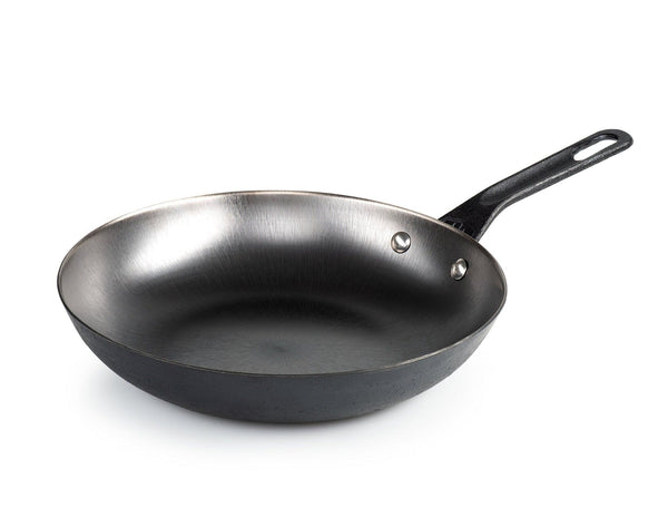 GSI Outdoors Guidecast Cast Iron Outdoor Camping Frying Pan, 10-in, Black L1773
