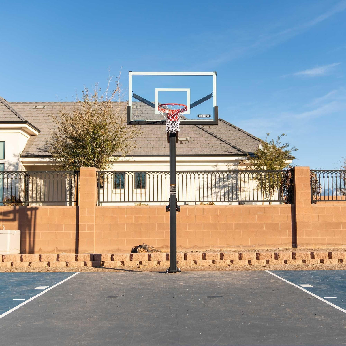 Mommoth Bolt Down Basketball Hoop with 60-in Tempered Glass