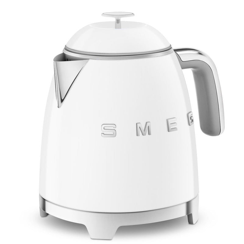 50's 1400W Retro Style Electric Mini Countertop Kettle with Cordless Base, White, 0.8-L T5107