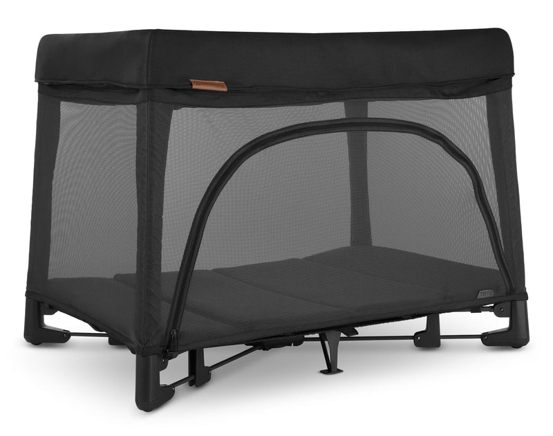 Remi Portable Playard, Jake, Black B7936